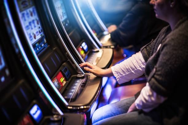 megahok platform interface showing sportsbook, live casino, slots, and esports markets